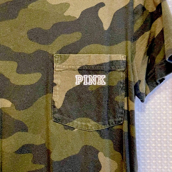 VS PINK Camo Campus Pocket Tee - Picture 3 of 5